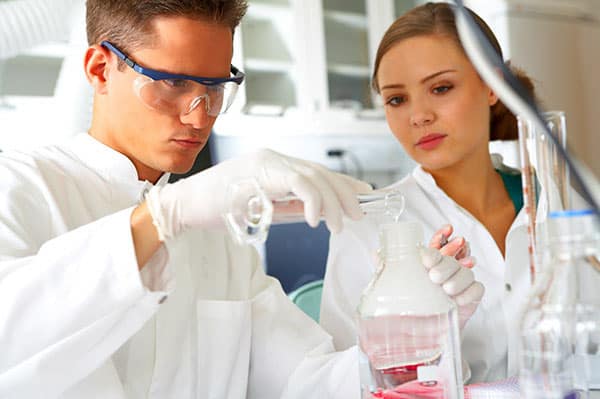 Man and woman drug testing-NDS